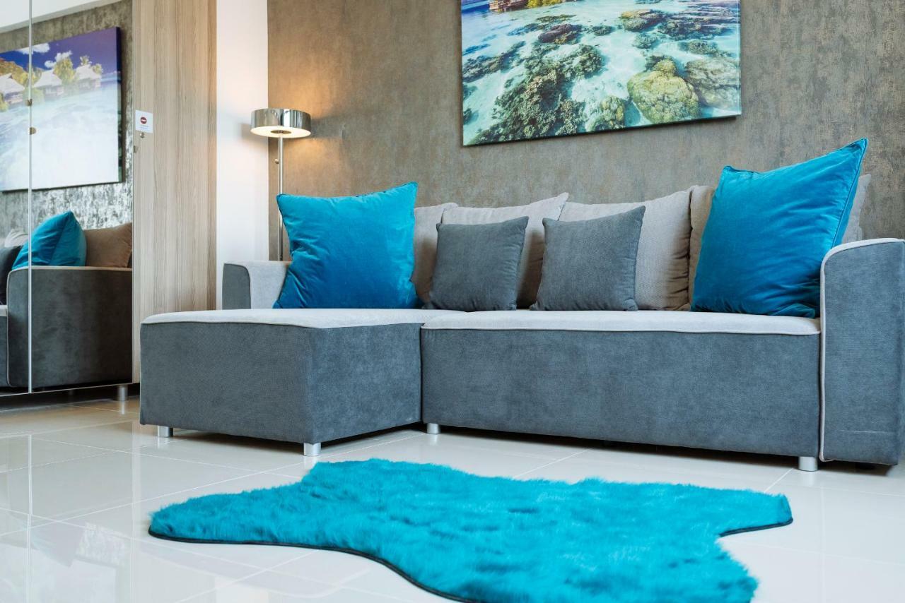 Tres Chic Double Sized Apartment 布加勒斯特 外观 照片